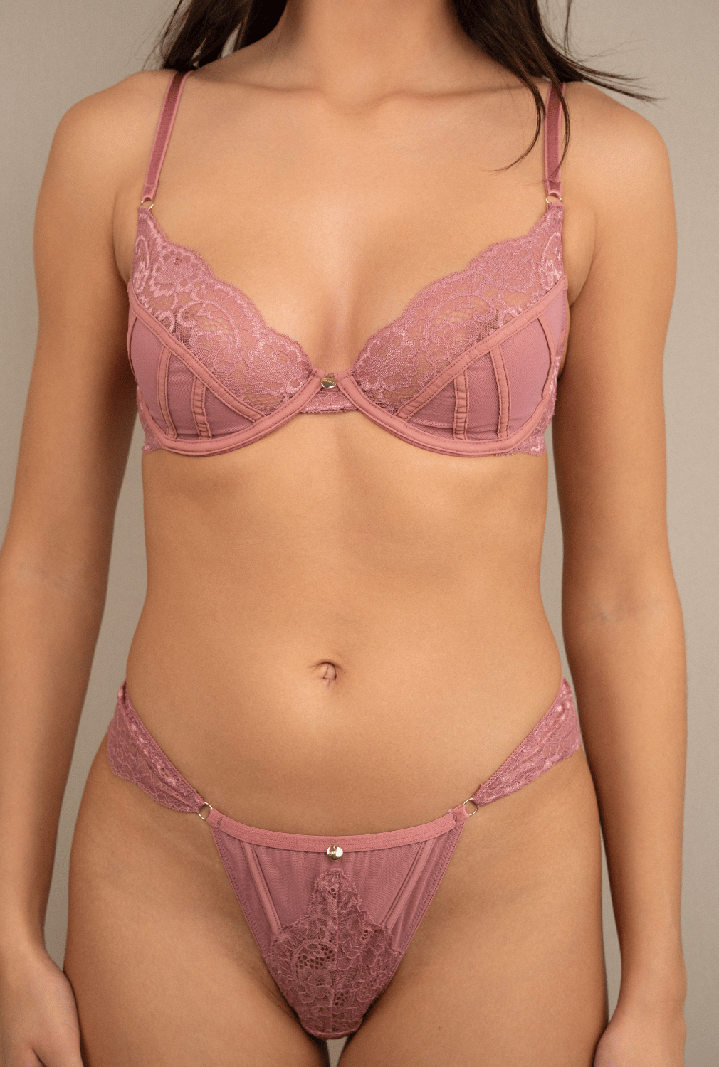 DOLCE G-STRING PASTELRÓŻOWY